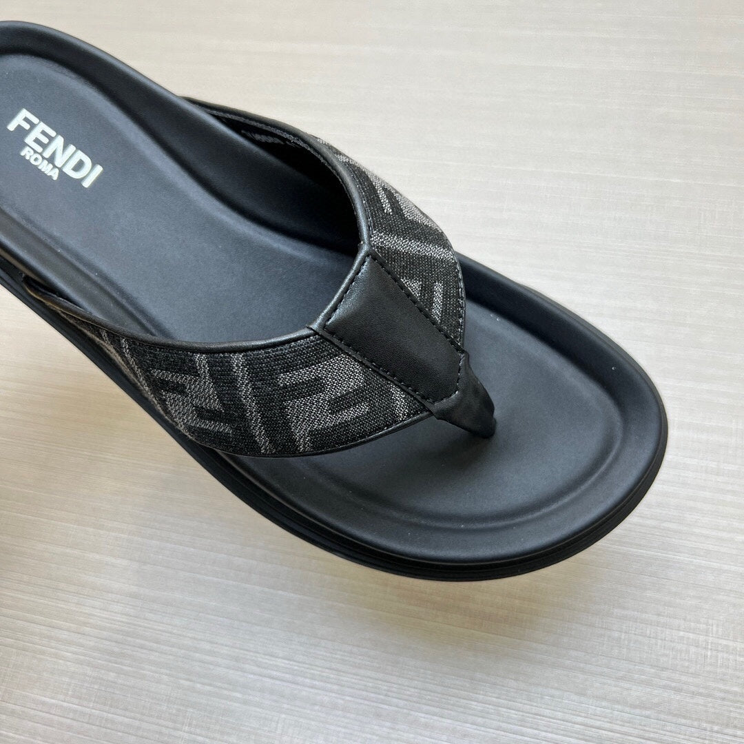 5LF222ZDE Stylish Slippers