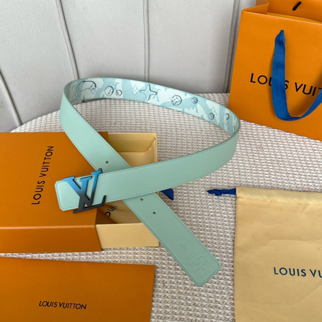 14E139PDE Stylish High quality leather belt With full package