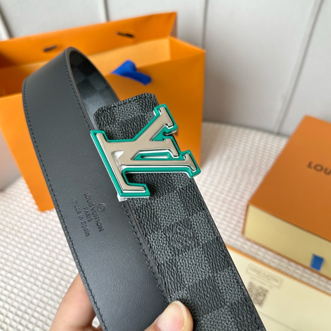 14E56PDE Stylish High quality belt With full package