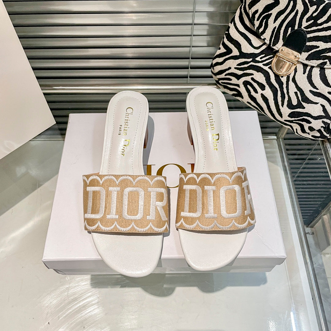 14D37ZDE Stylish High heels