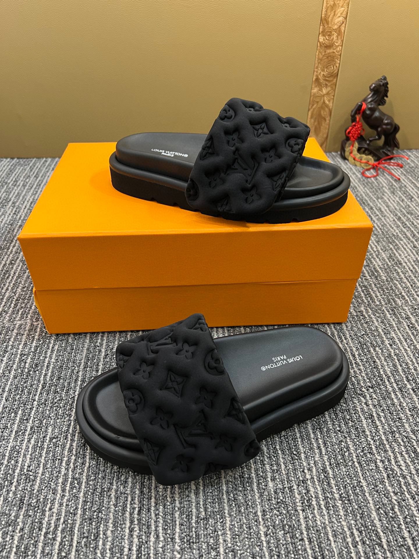 5XE119ZDE Stylish leather quality Slippers