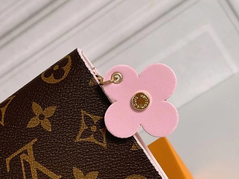 15RE13BDE Stylish leather bag