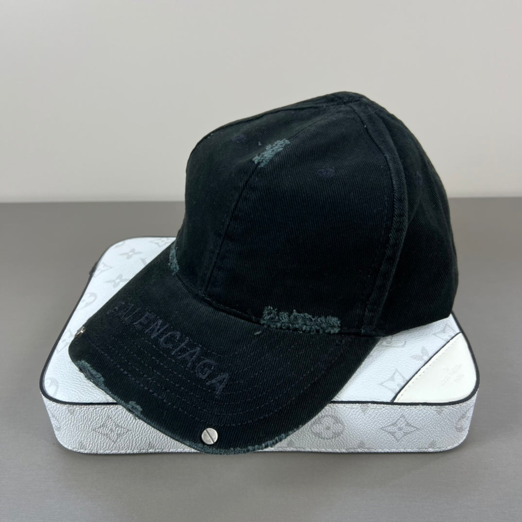 125ZJ529MDE Stylish hats