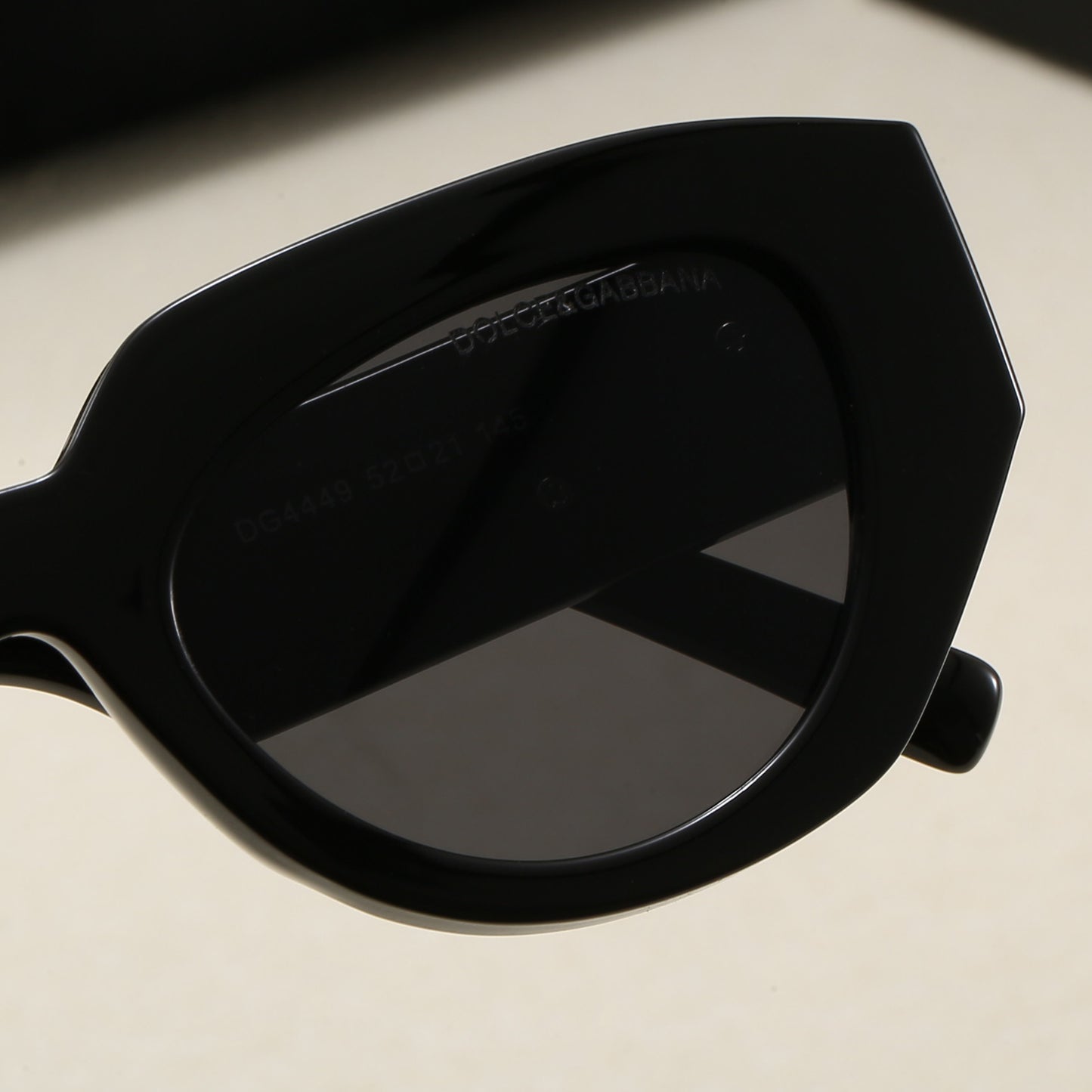 285RA24TDE Stylish Sunglasses