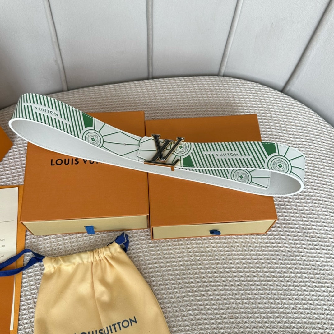 14E54PDE Stylish High quality belt With full package