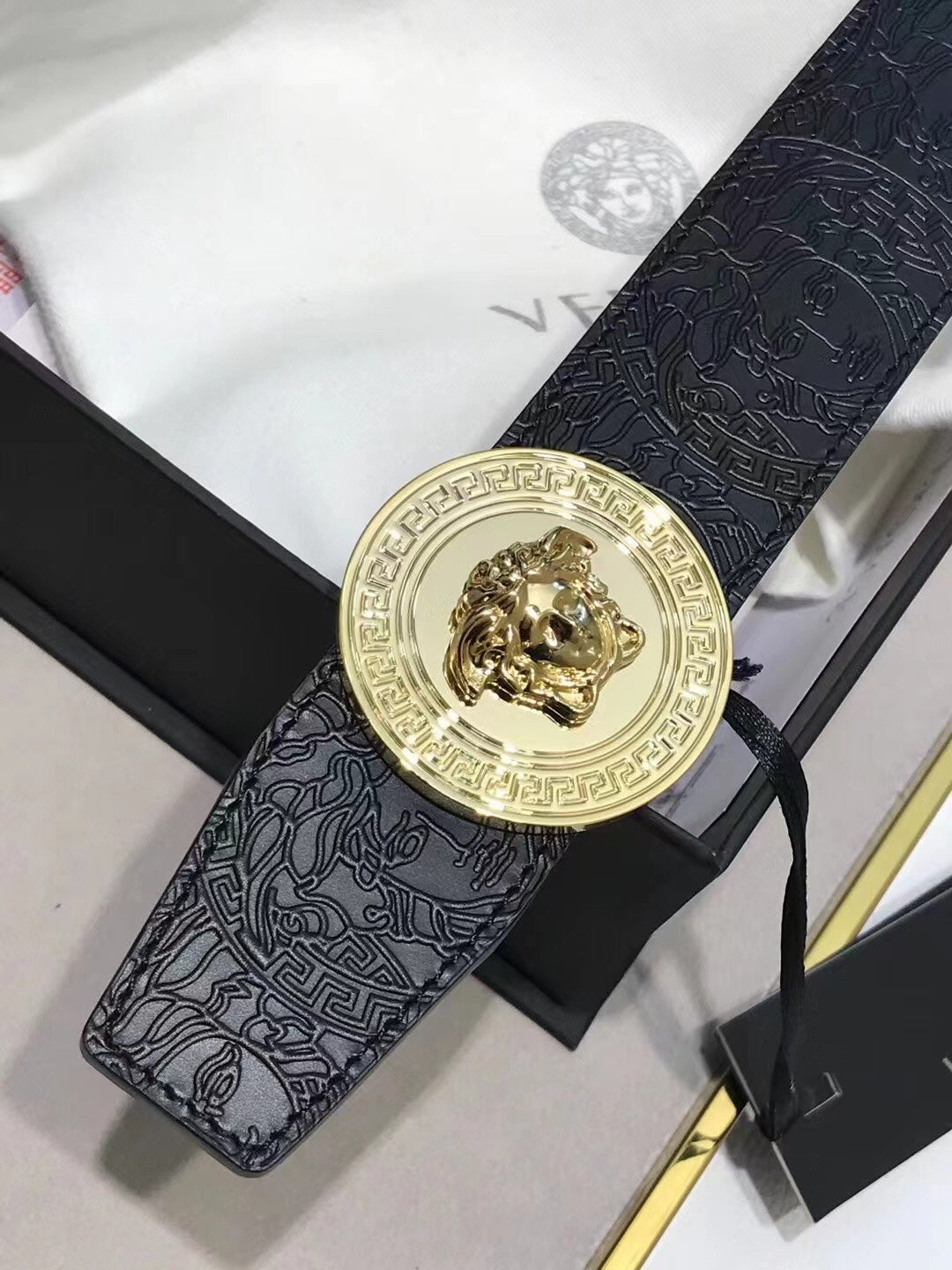 14V89PDE Stylish High quality belt With full package