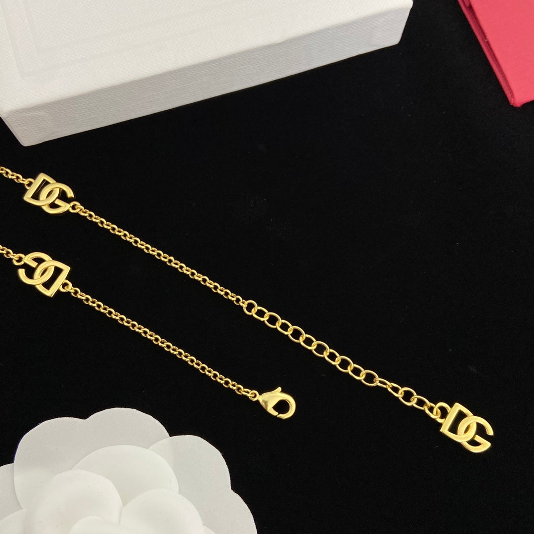 1NA144XDE Stylish Necklaces
