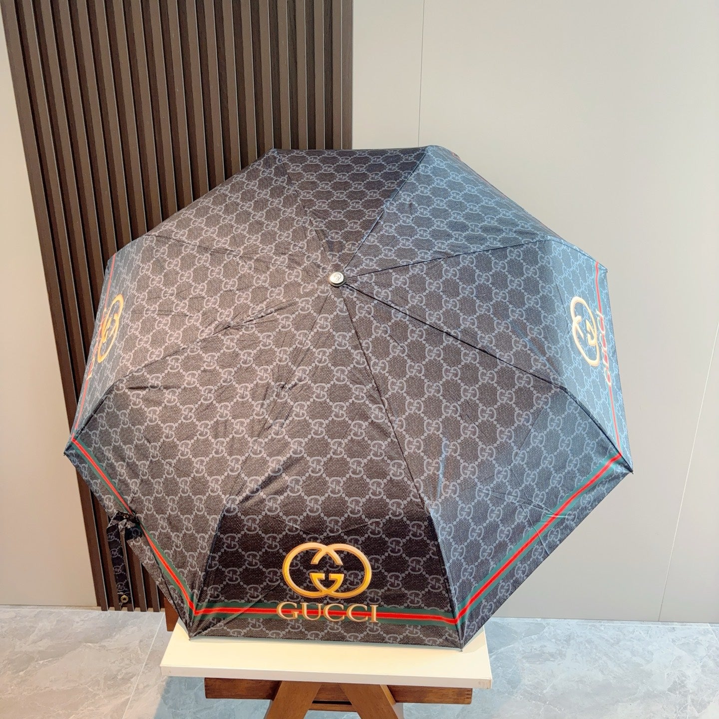 15RB81SDE Stylish UV resistant umbrella