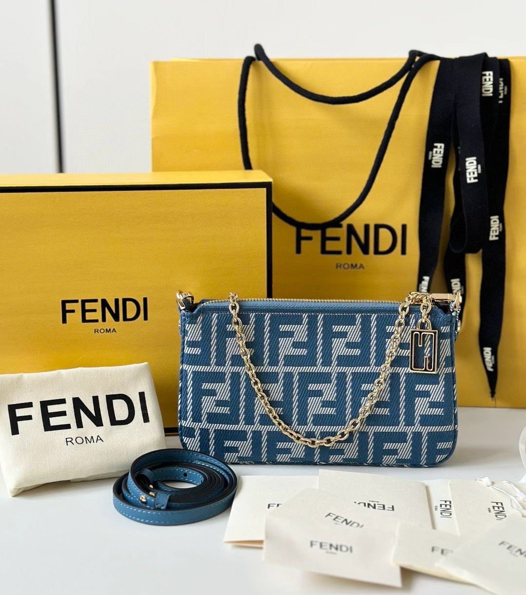 15RF9BDE Stylish bag