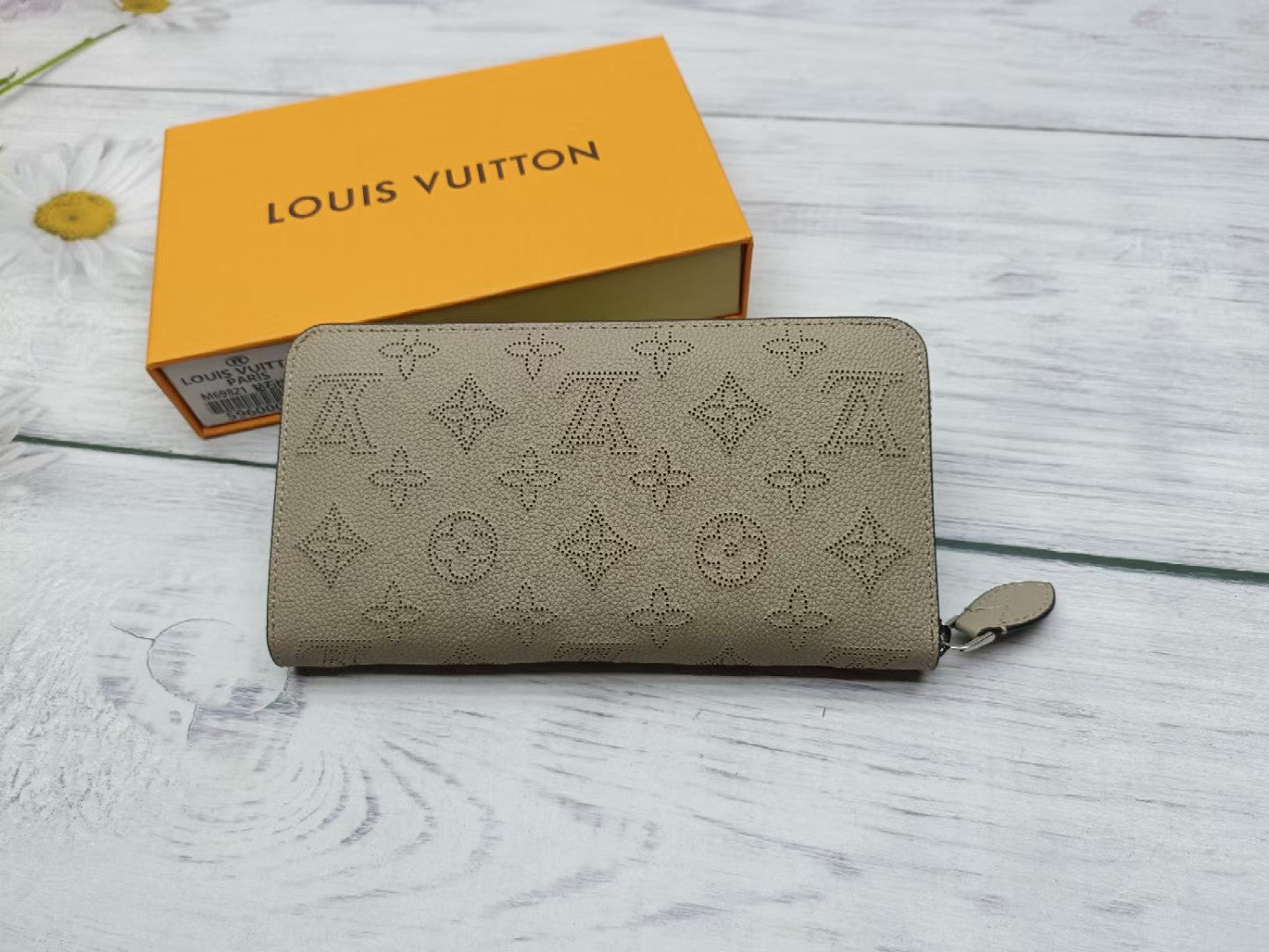 1XE102BDE Stylish leather wallets