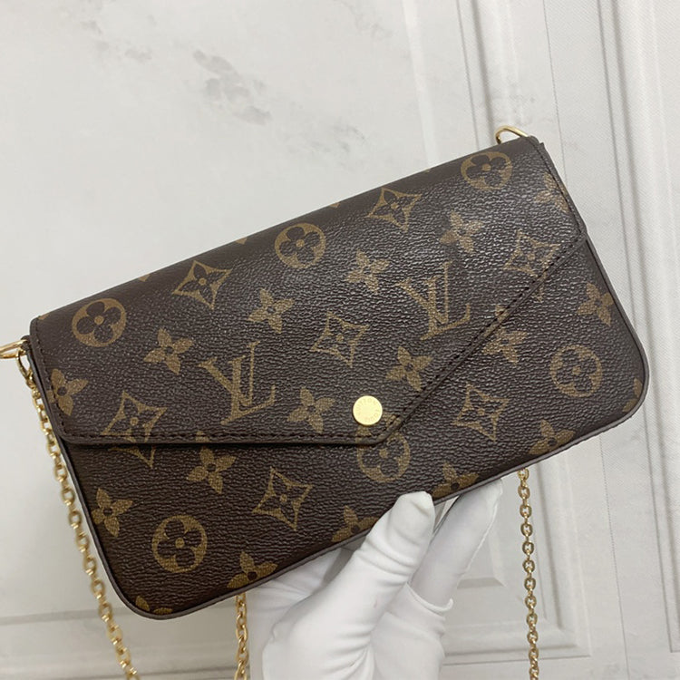 AE490BDE Stylish leather bag