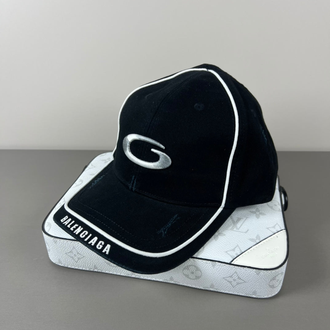 125ZJ527MDE Stylish hats