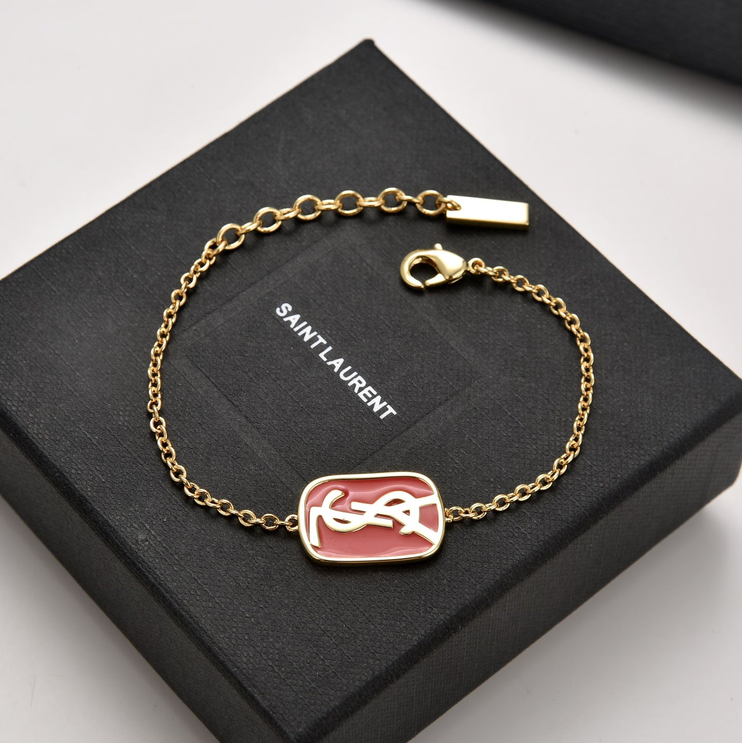 1YSL244KDE Stylish Bracelets
