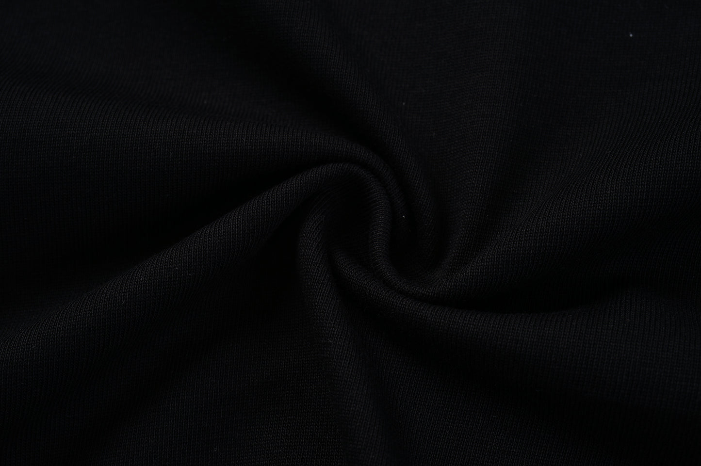 1ZQ600UDE Stylish T-shirts