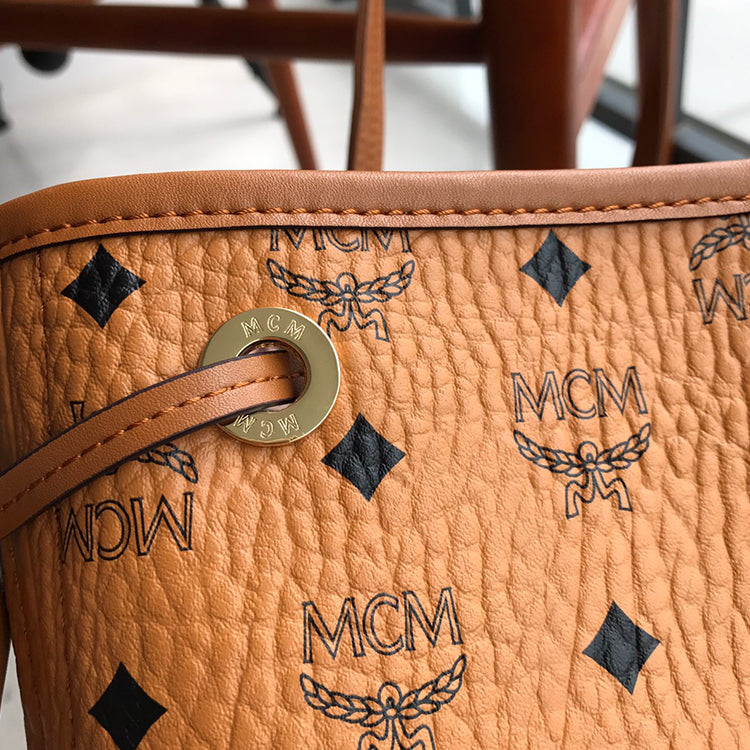 1M5BDE Stylish leather bag
