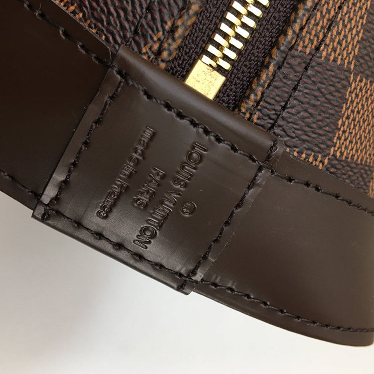 1E27BDE Stylish leather bag