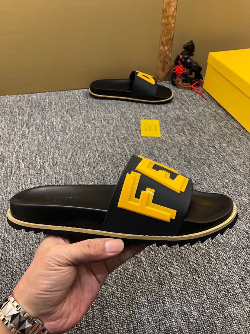 5XF106ZDE Stylish Slippers