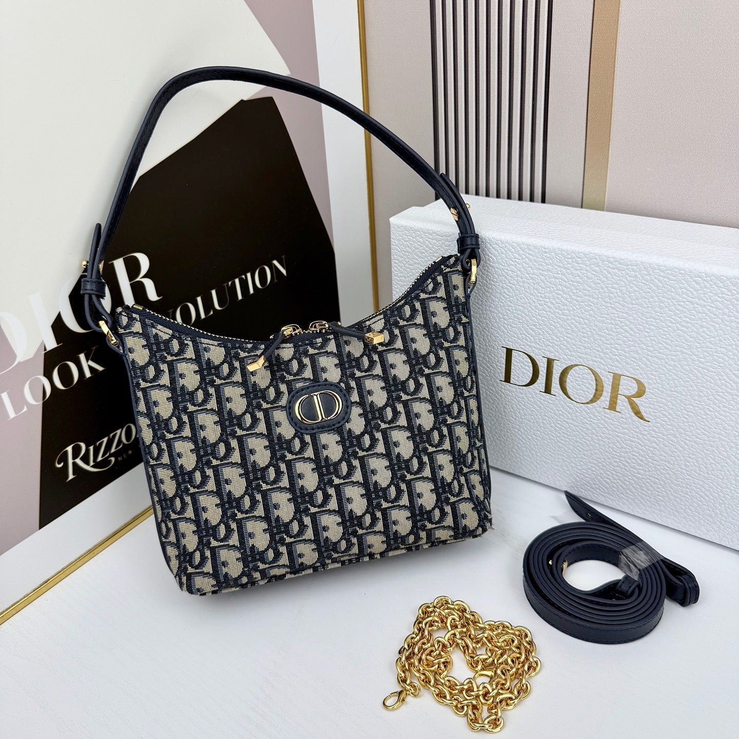 15RD67BDE Stylish bag