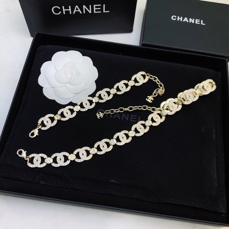 1C19XDE Stylish Bracelets