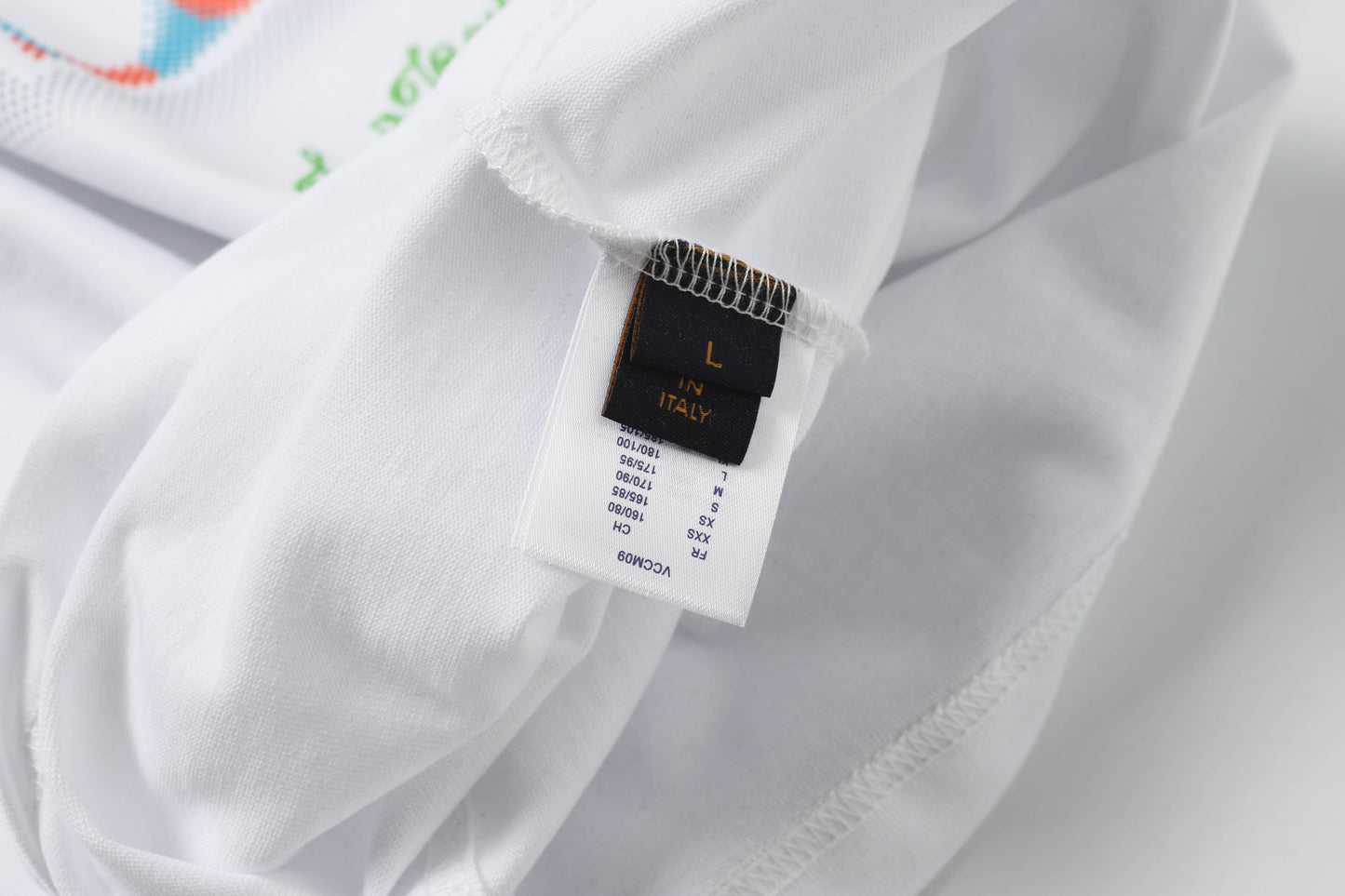 145RE147UDE Stylish T-shirt