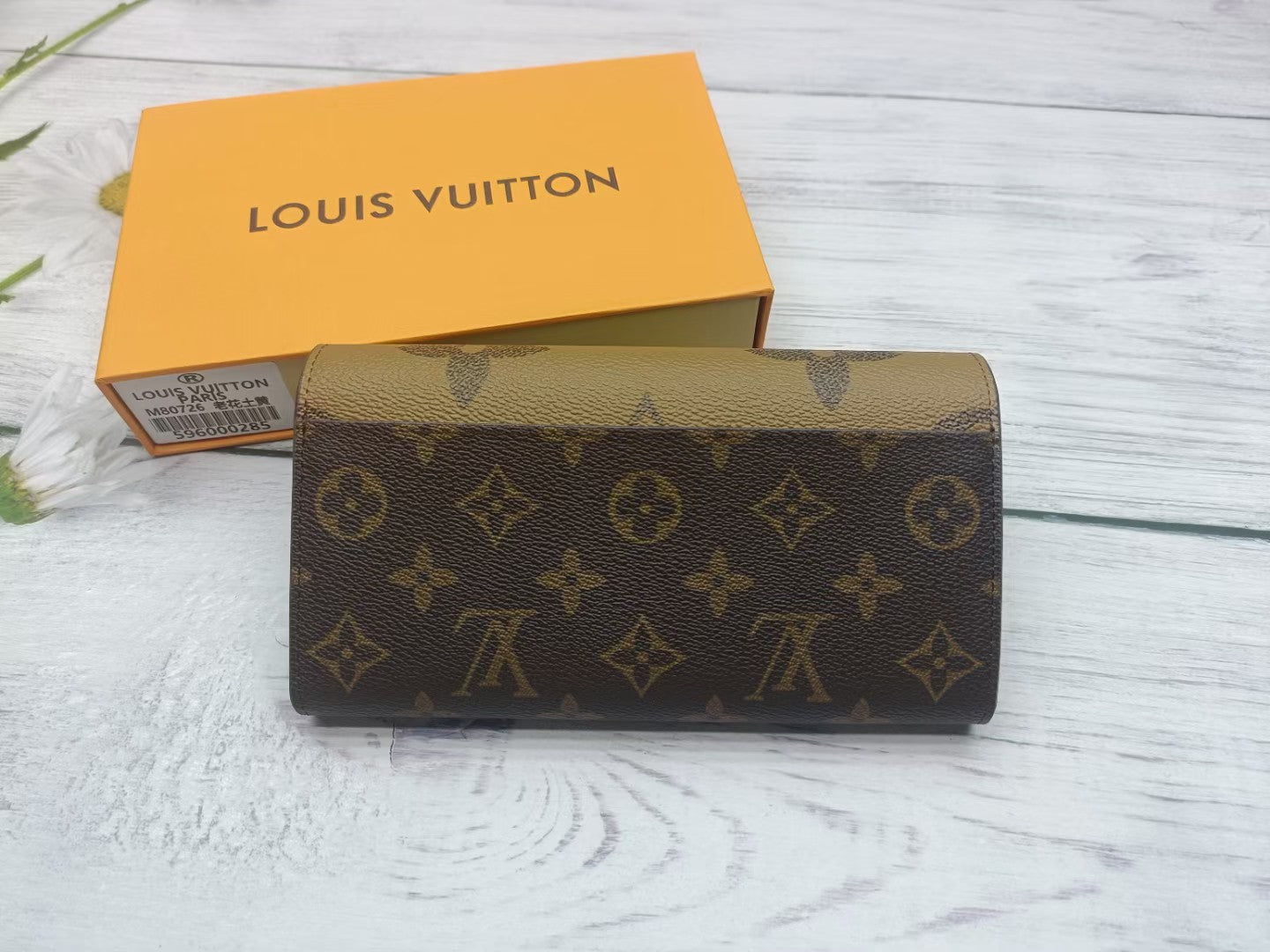 1XE93BDE Stylish leather wallets