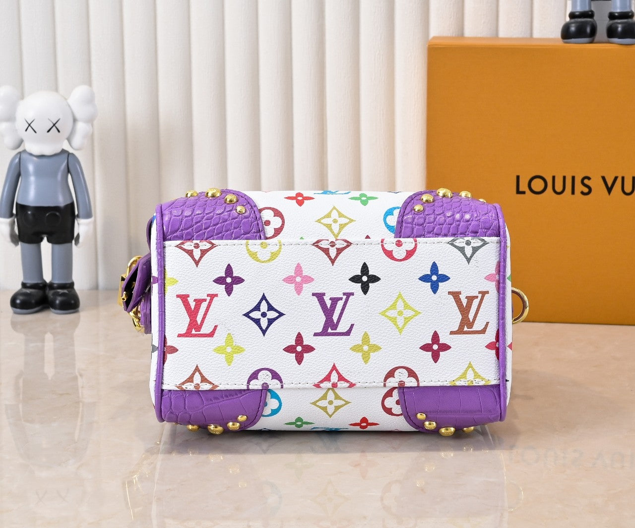 155NE75BDE Stylish leather bag