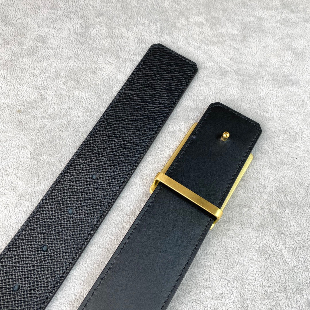 14E100PDE Stylish High quality belt With full package