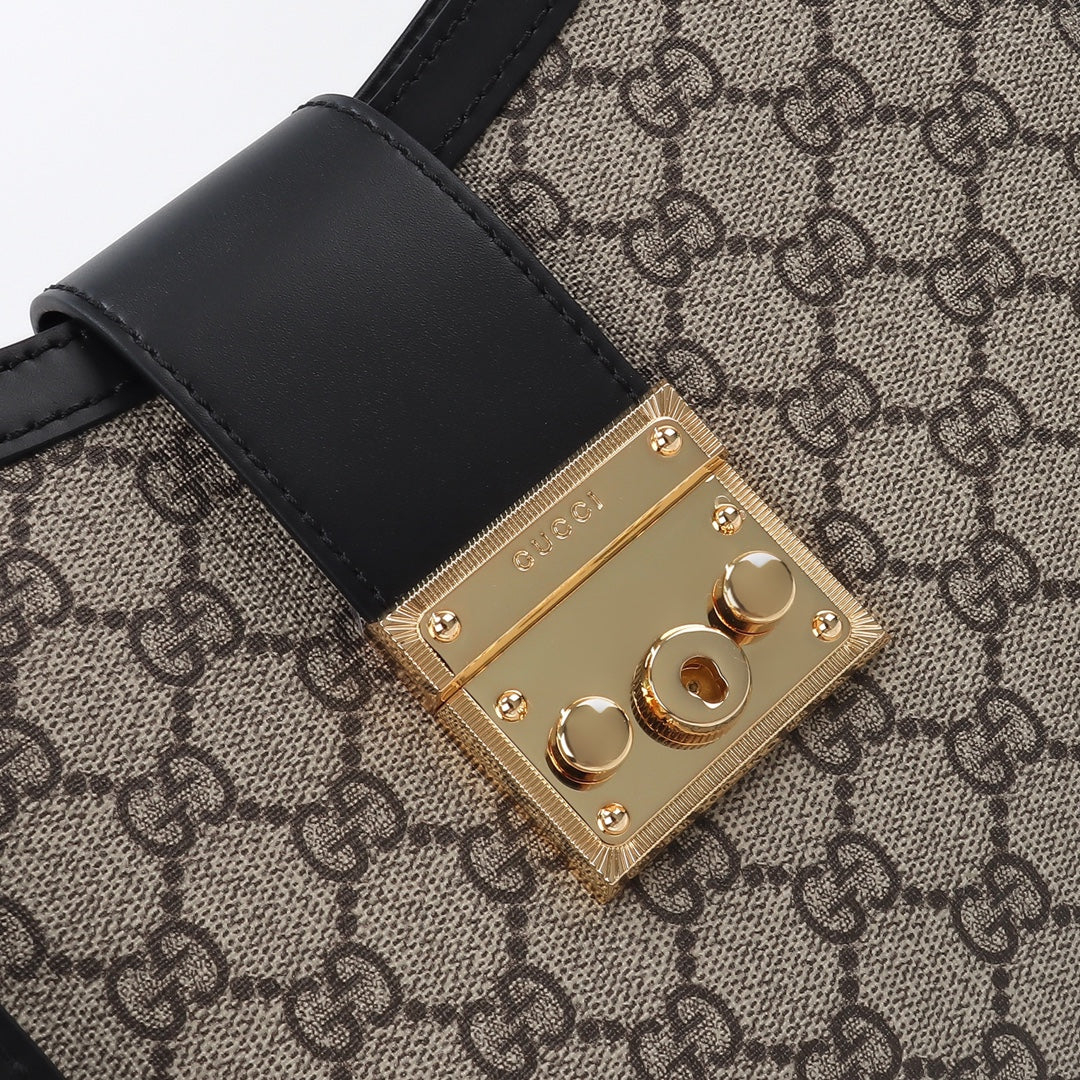 165NB106BDE Stylish leather bag