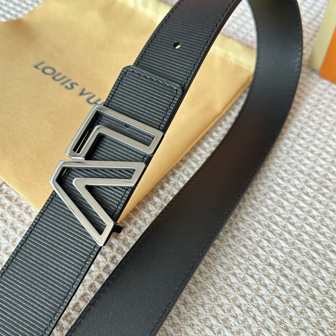 14E143PDE Stylish High quality belt With full package
