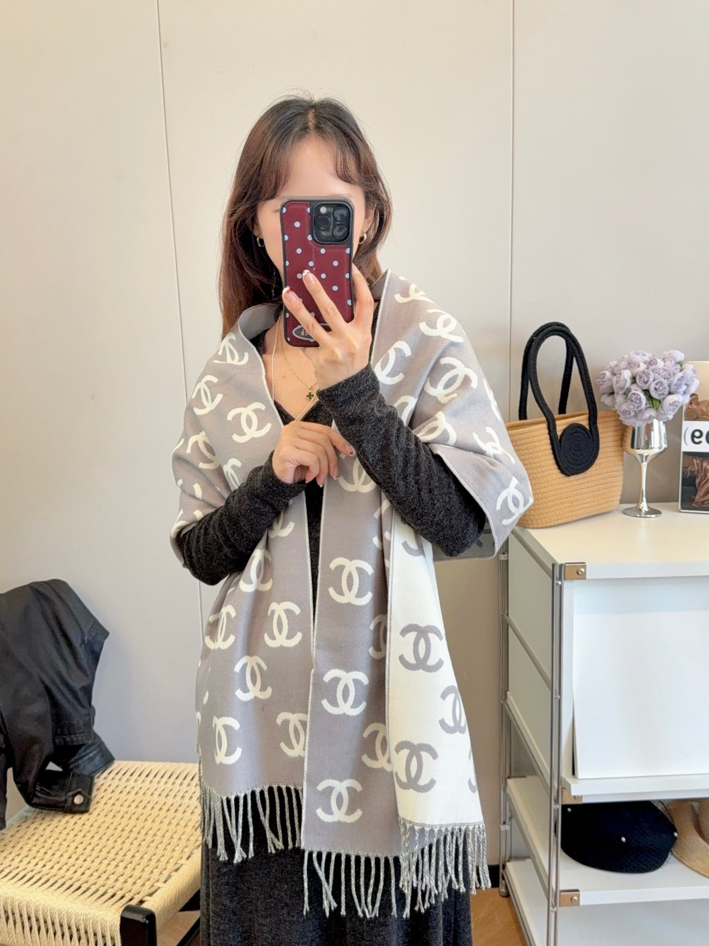 185ZC72WDE Stylish Winter Scarves