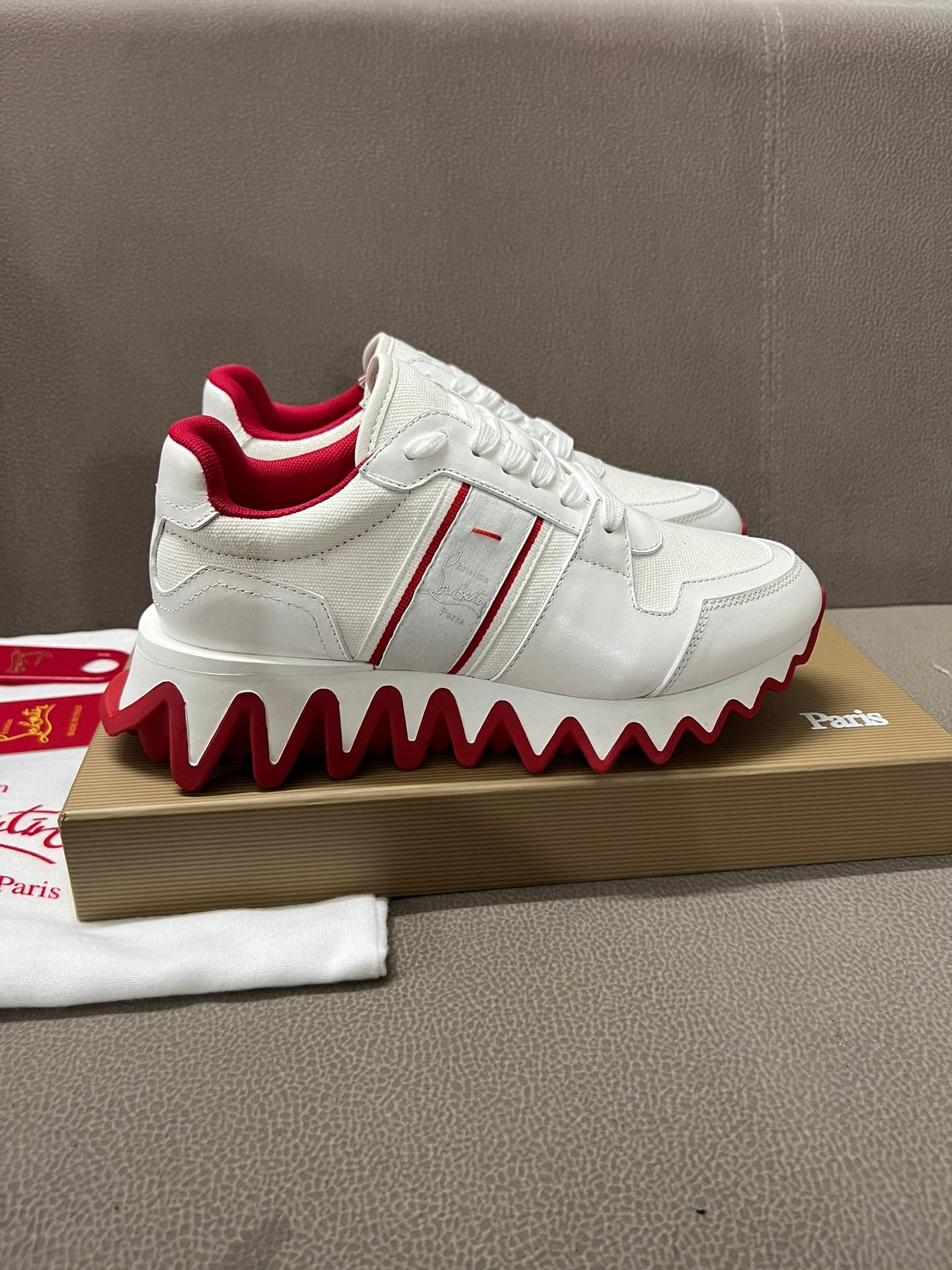 275NA15ZDE Stylish sneakers
