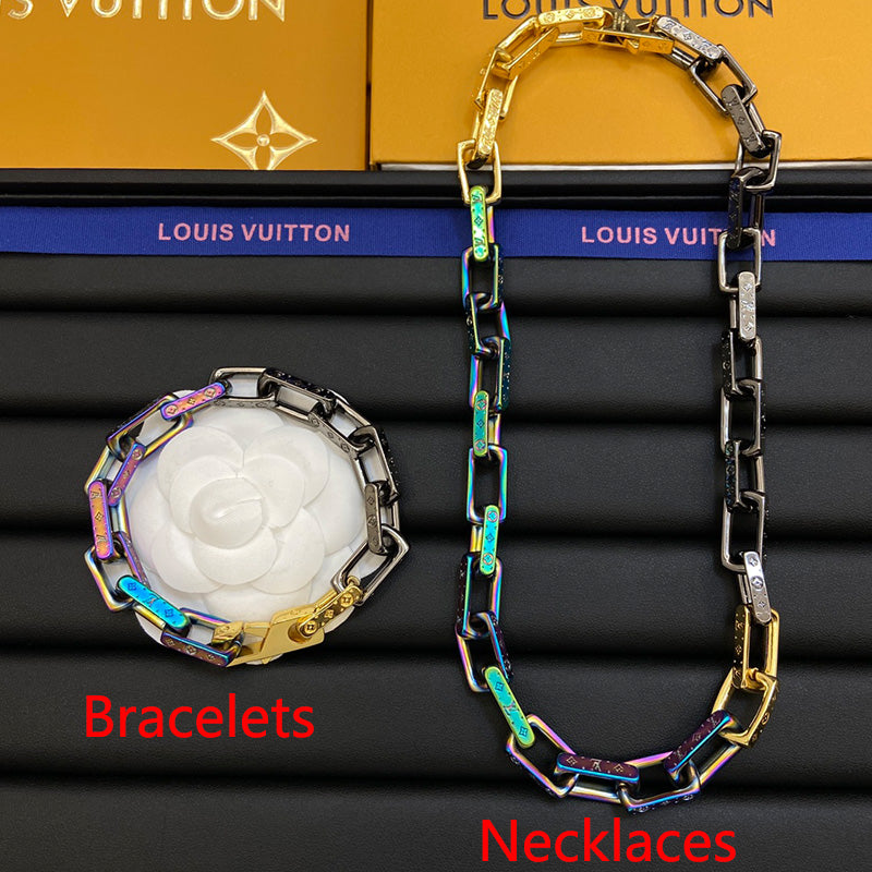 1YE132XDE Stylish Necklaces Bracelets