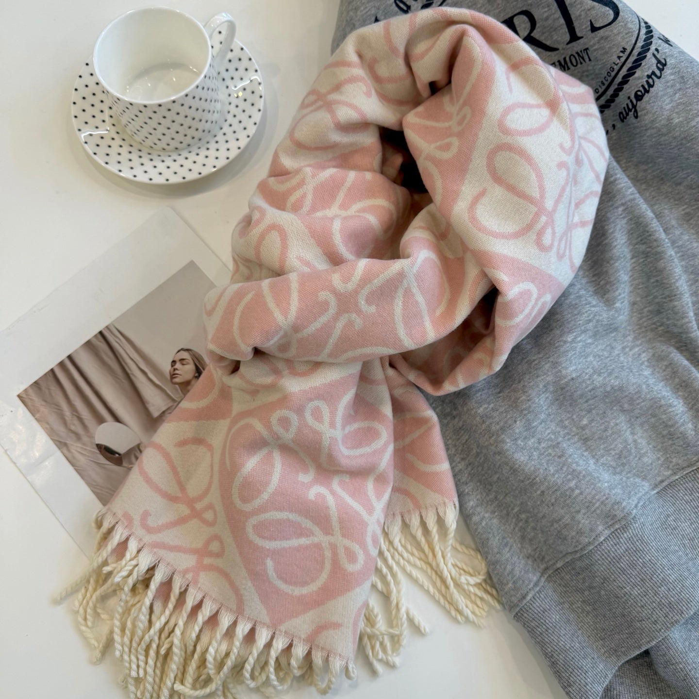 185ZA44WDE Stylish Winter Scarves
