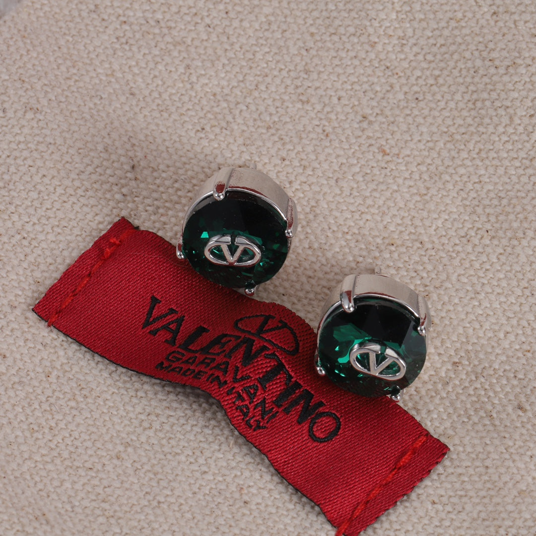 14VL577XDE Stylish Earrings Rings Bracelets Necklaces