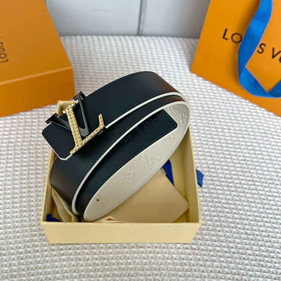 14E133PDE Stylish High quality belt With full package