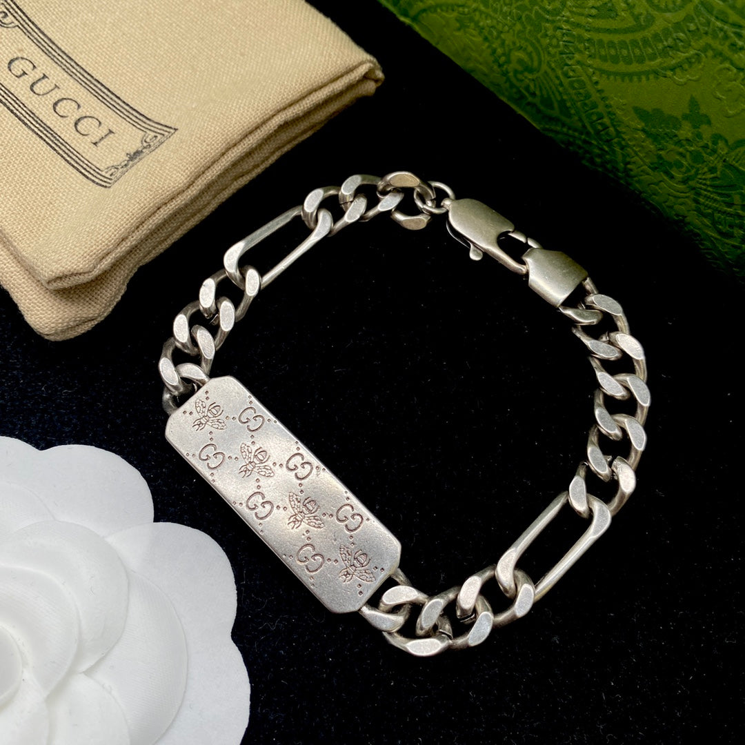 175RB46XDE Stylish Necklaces . Bracelets .