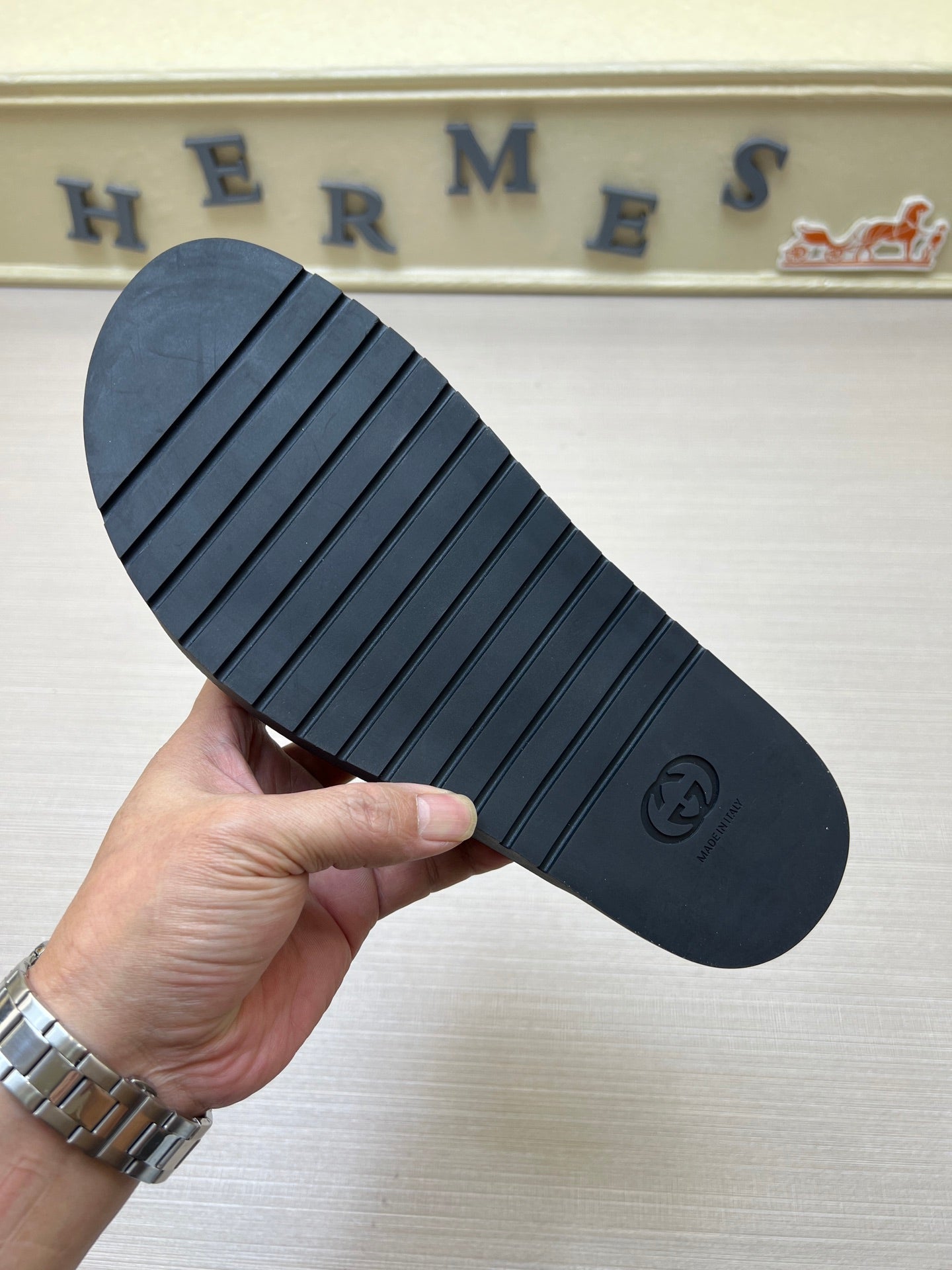5QB15ZDE Stylish Slippers