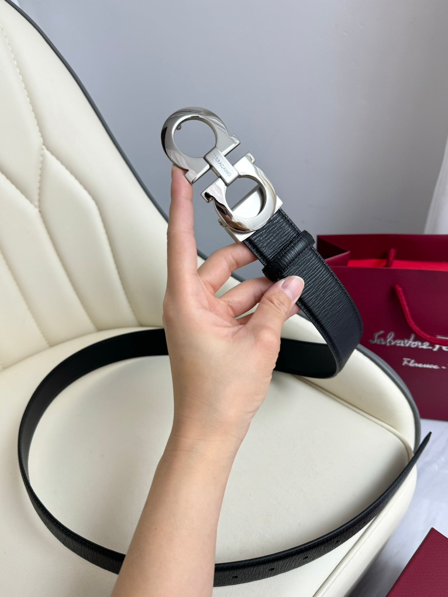 1WA171PDE Stylish High quality belt With full package