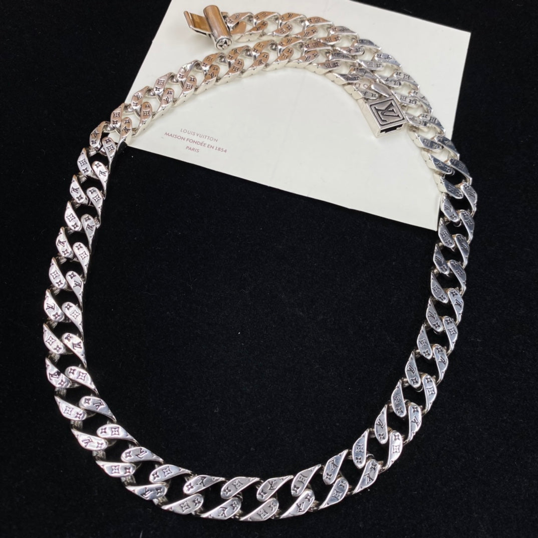 1XE612XDE Stylish Bracelets Necklaces