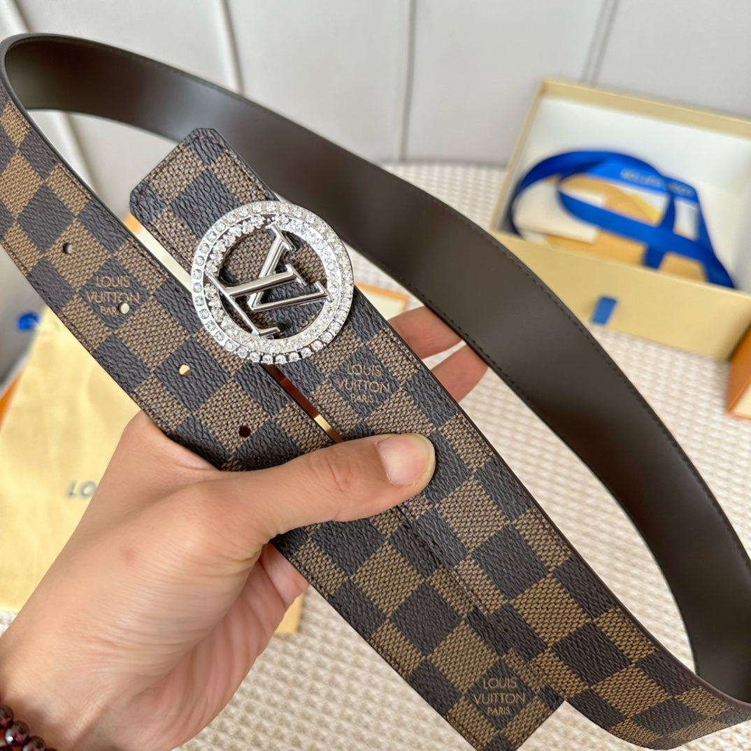 14E128PDE Stylish High quality belt With full package