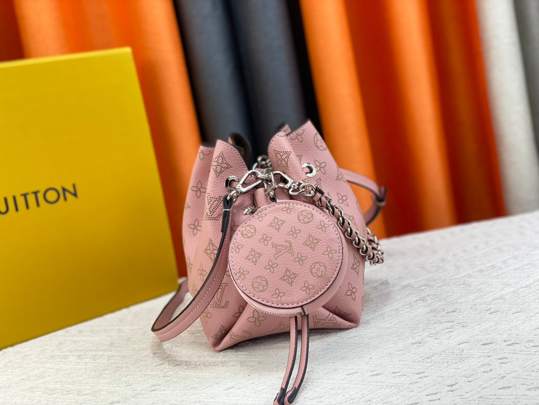 165NE98BDE Stylish leather bag