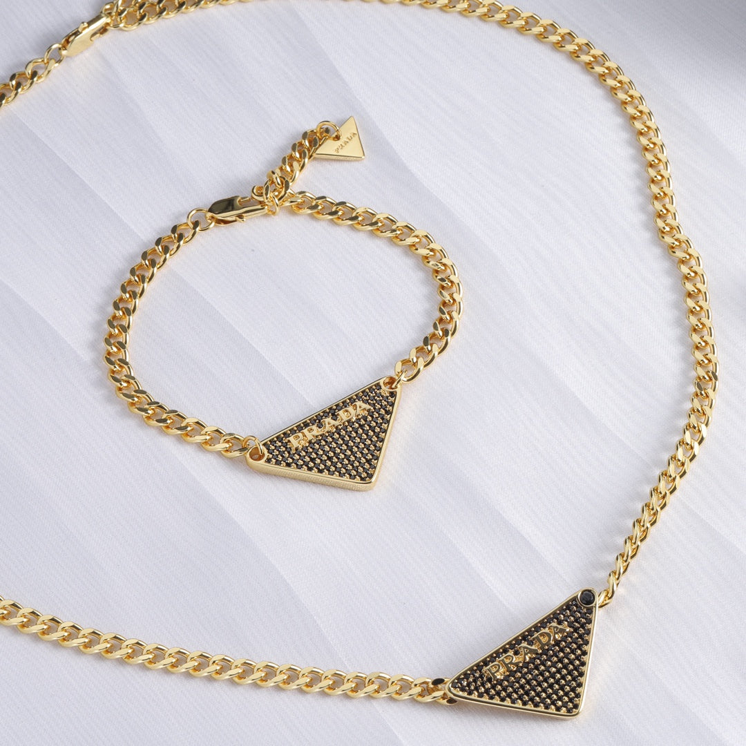 1NPD185XDE Stylish necklace bracelet Earrings