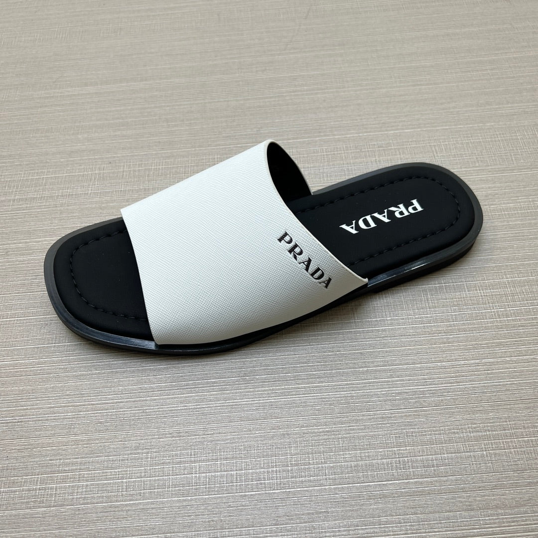 54PD73ZDE Stylish slippers