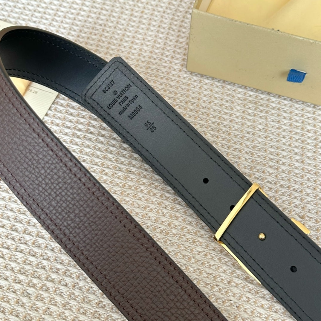 14E137PDE Stylish High quality belt With full package