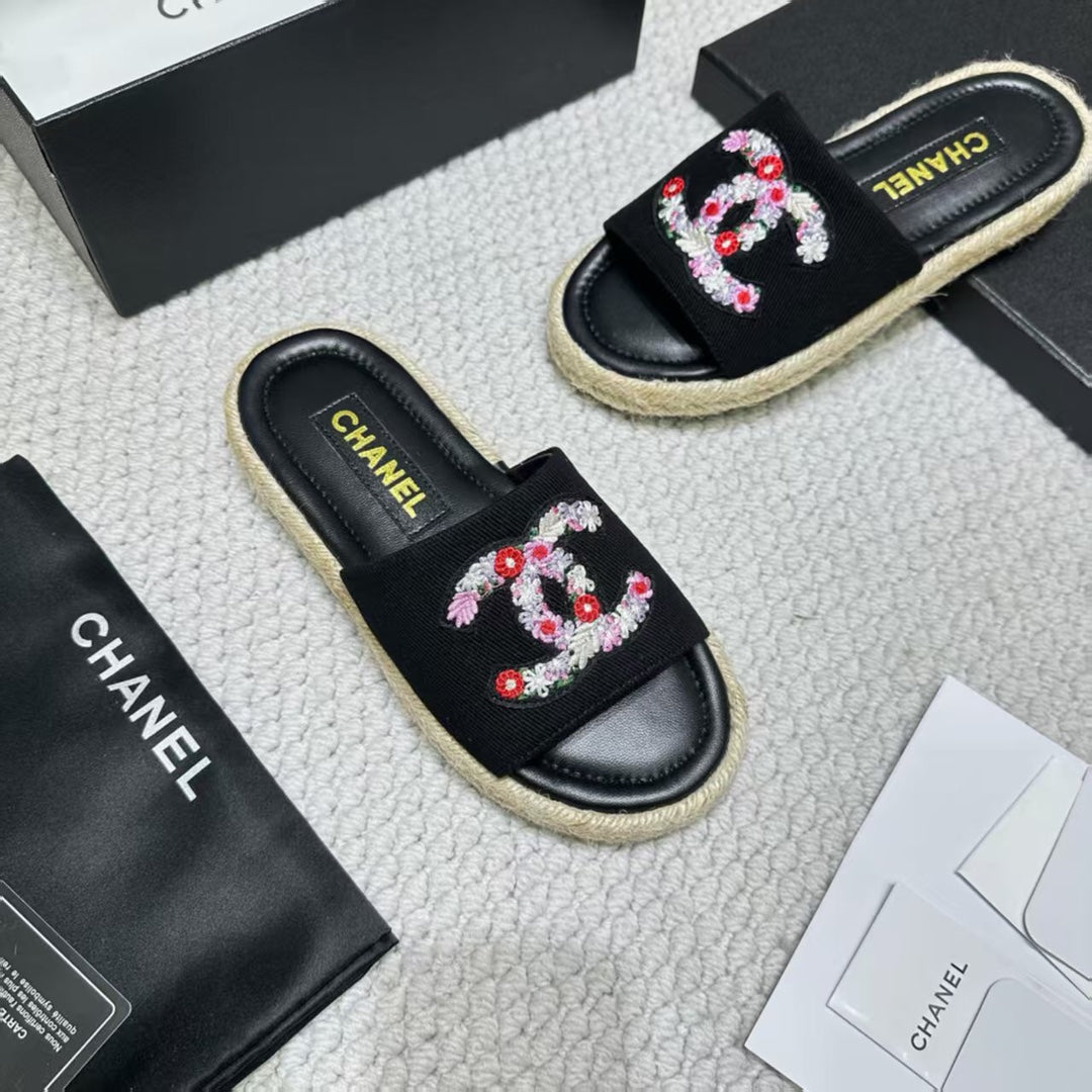 255QC43ZDE Stylish leather shoes
