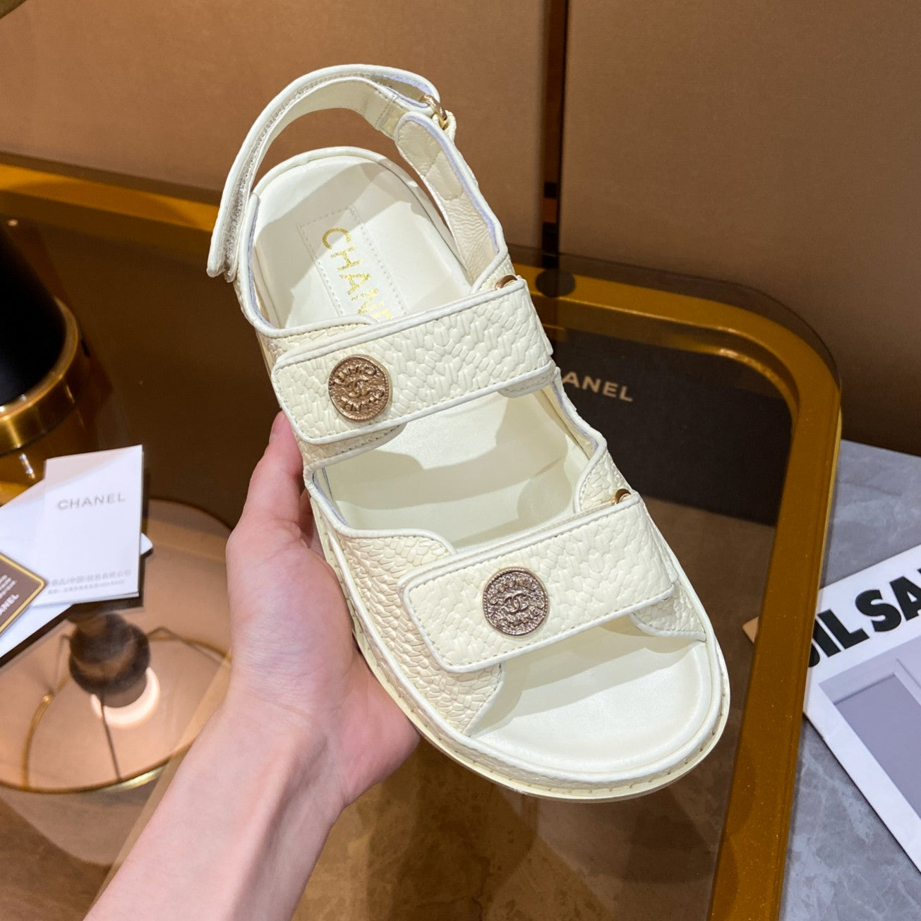 255QC49ZDE Stylish leather shoes