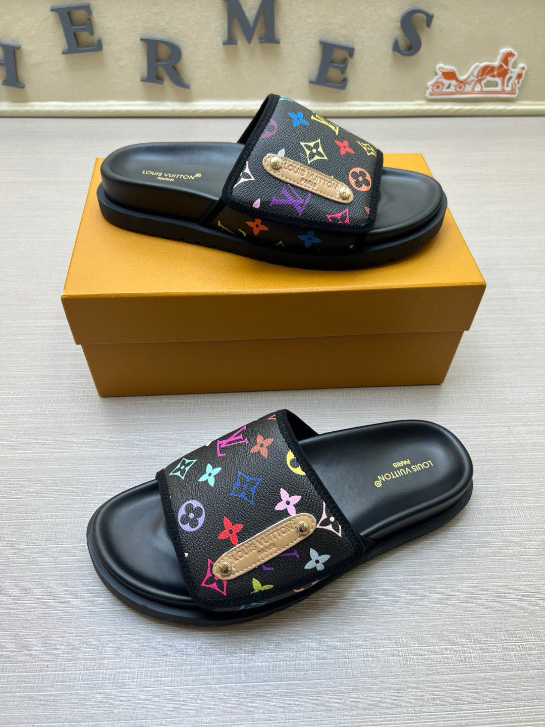 575NE6ZDE Stylish Slippers
