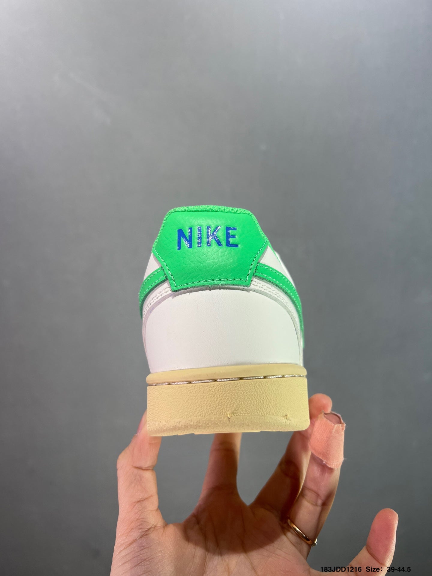 435ZA8ZDE Stylish shoes