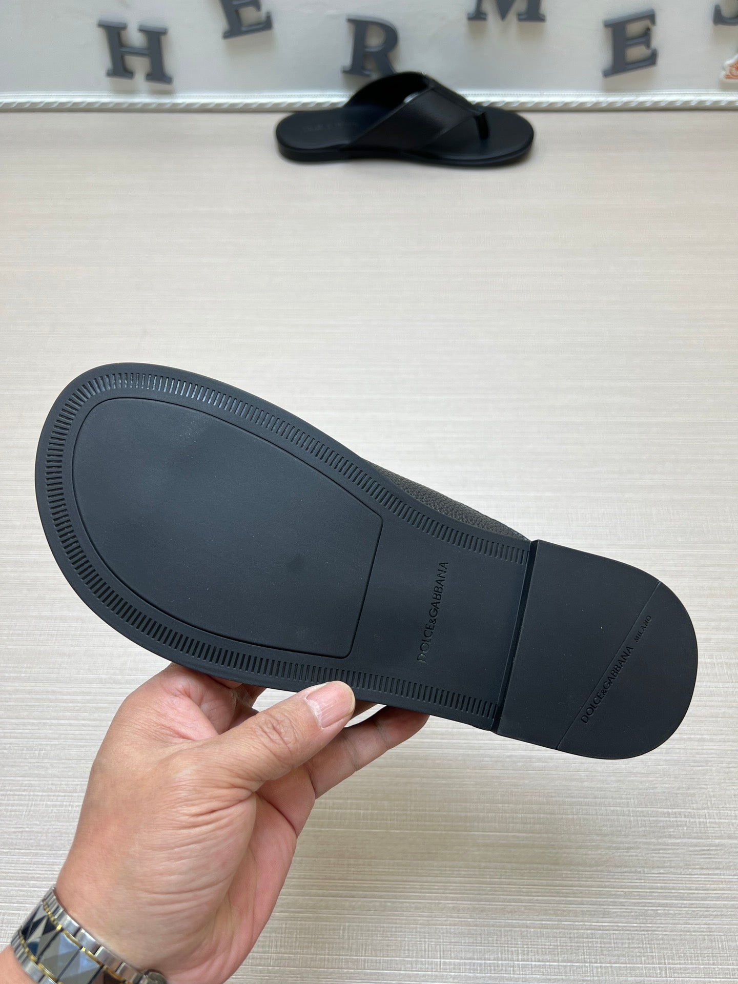 54A101ZDE Stylish slippers