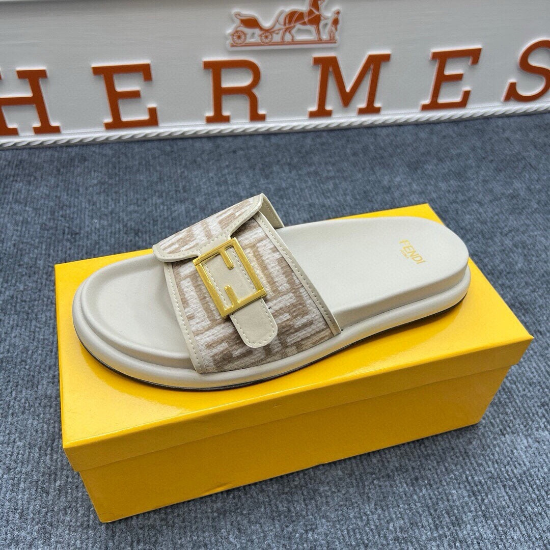 54F37ZDE Stylish slippers